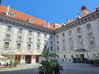 Innenhof &ndash; &copy; Gisela Hohlfeld (Eberhardt TRAVEL)