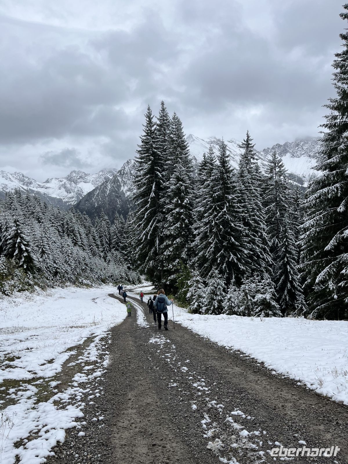 Weg wurde besser  &ndash; &copy; Renate Grafe (Eberhardt TRAVEL)