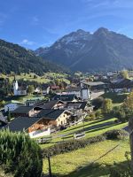 Blick auf Hirschegg &ndash; &copy; Renate Grafe (Eberhardt TRAVEL)