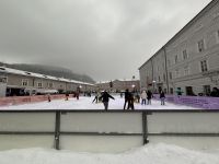 131-Eislaufplatz am Mozartplatz &ndash; &copy; Gerd Müller (Eberhardt TRAVEL)
