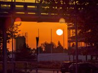 Sonnenaufgangsromantik bei Ankunft am Flughafen Dresden
