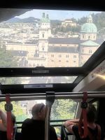Mit der Festungsbahn hinab &ndash; &copy; Carola Gastmeier (Eberhardt TRAVEL)