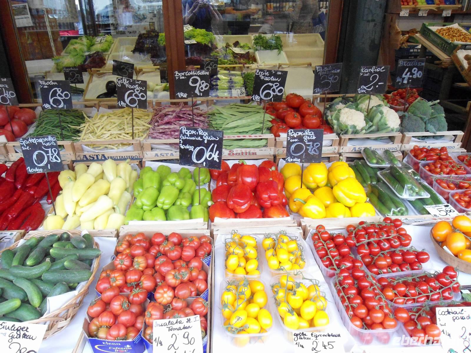 Wien, Naschmarkt &ndash; &copy; Uta Leßke (Eberhardt TRAVEL)