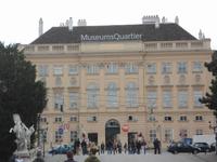 Wien, Museumsquartier &ndash; &copy; Uta Leßke (Eberhardt TRAVEL)