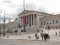 Wien, Parlament &ndash; &copy; Uta Leßke (Eberhardt TRAVEL)