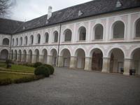 Zisterzienserstift Heiligen Kreuz &ndash; &copy; Barbara Pflicke (Eberhardt TRAVEL)