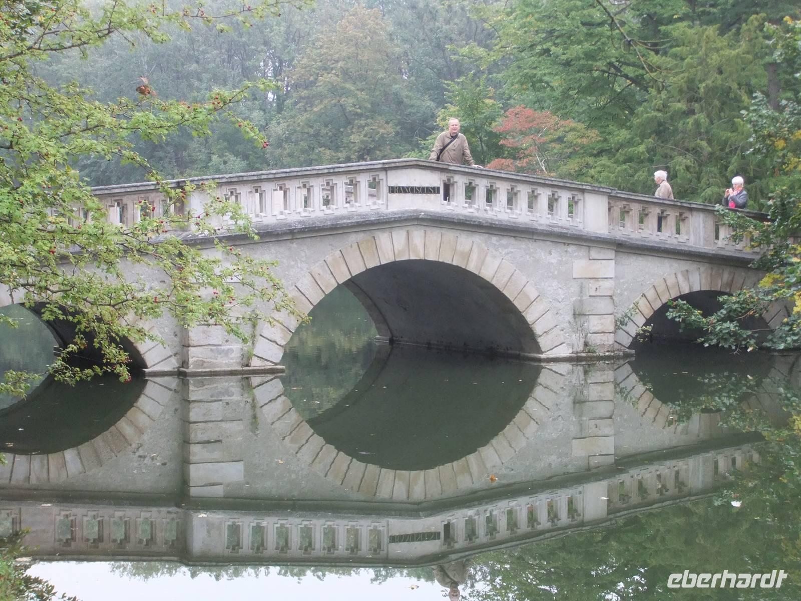 Im Schlosspark &ndash; &copy; Martina Pötschke (Eberhardt TRAVEL)