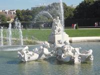 040 Wasserspiele im Park &ndash; &copy; Uta Leßke (Eberhardt TRAVEL)