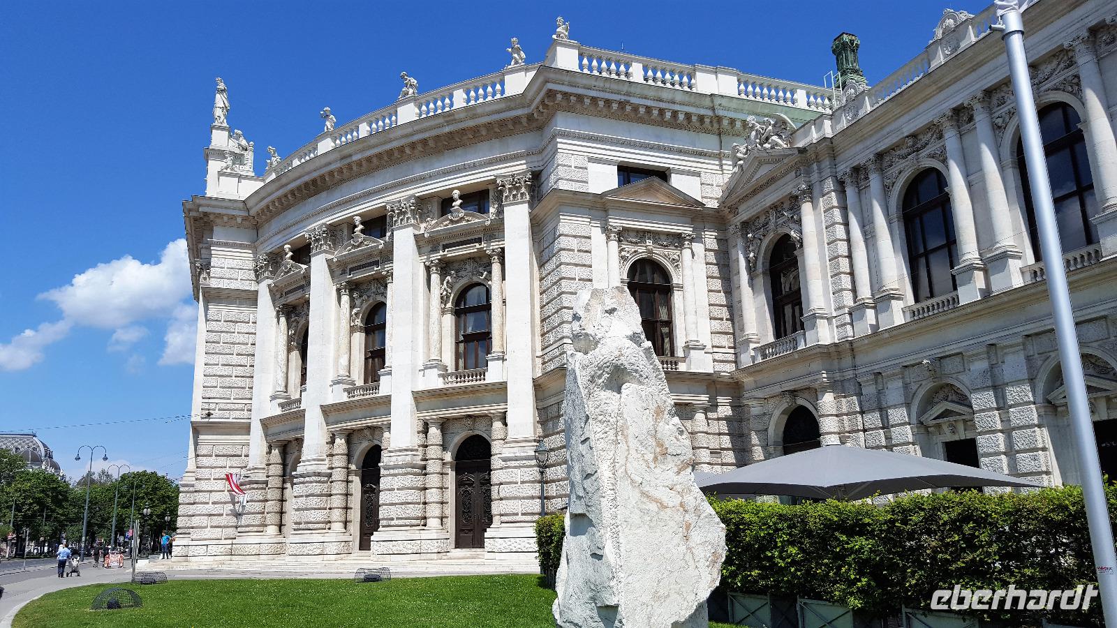 Volkstheater &ndash; &copy; Steffi Zimmermann (Eberhardt TRAVEL)