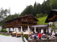 Gasthaus am Stuibenfall &ndash; &copy; Betina Marinov (Eberhardt TRAVEL)
