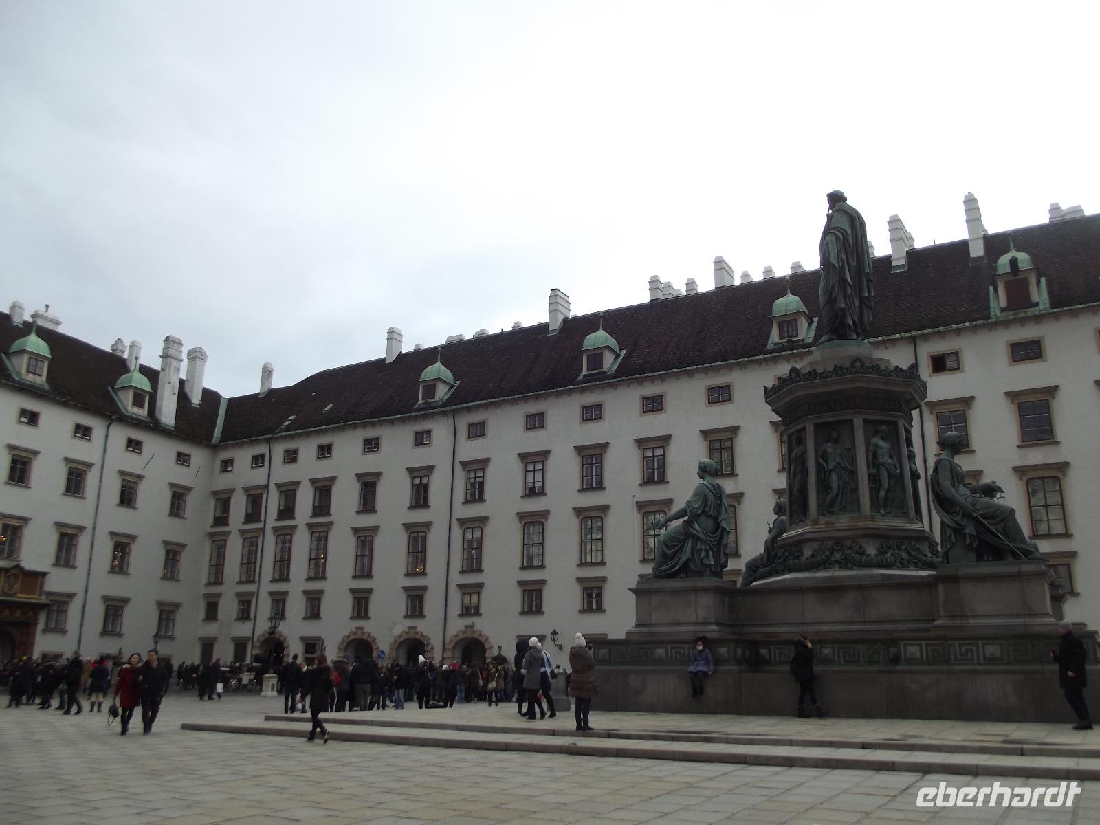 Wiener Hofburg &ndash; &copy; Christina Schlawis (Eberhardt TRAVEL)