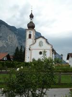 Dorfkirche in Unterperfuss &ndash; &copy; Betina Marinow (Eberhardt TRAVEL)