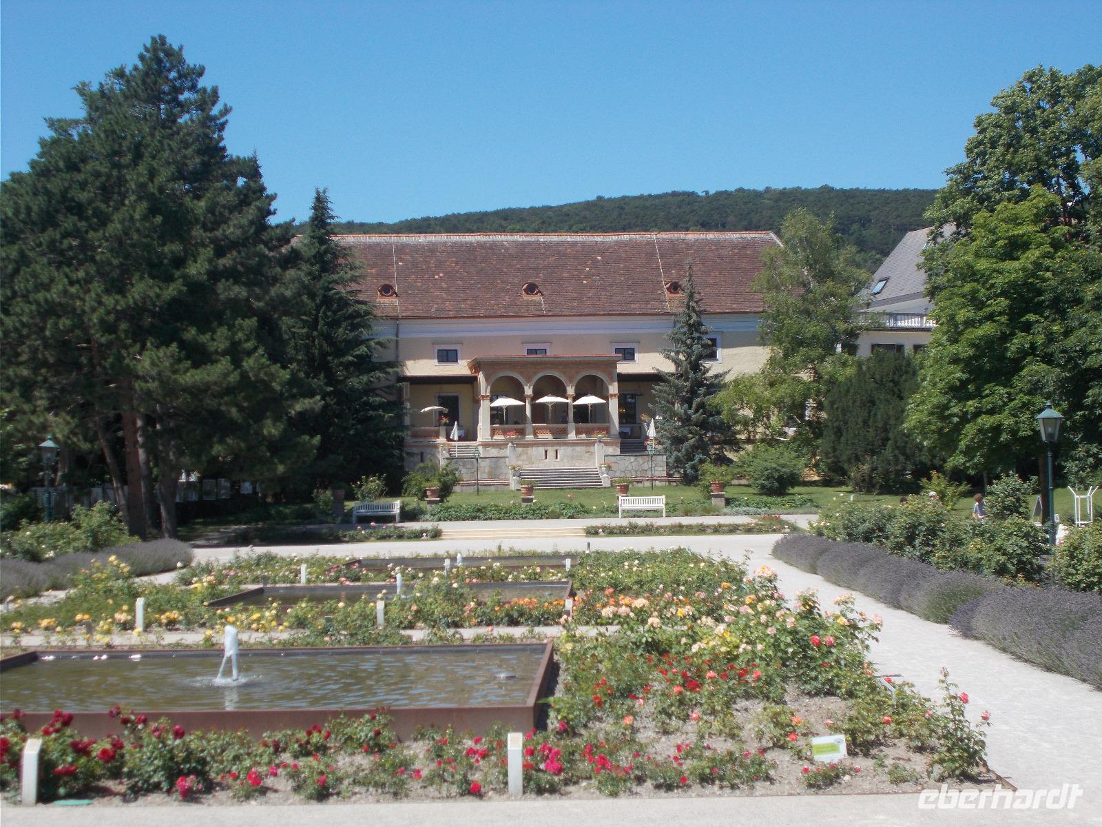 DSCN1392  Schloss Weikersdorf &ndash; &copy; Kerstin Veit (Eberhardt TRAVEL)