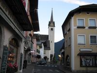 Kirche in Golling &ndash; &copy; Ulrike Löbner (Eberhardt TRAVEL)