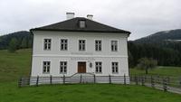 Volksschule Thierbach &ndash; &copy; Andreas Mandel (Eberhardt TRAVEL)