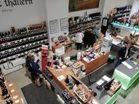 In der Vinothek &ndash; &copy; Martina Pötschke (Eberhardt TRAVEL)