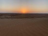 198 Wahiba Sands - Sonnenuntergang &ndash; &copy; Patrick Fritzsche (Eberhardt TRAVEL)