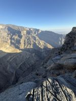 Fotostopp in Jebel Shams dem Grand Canyon vom Oman &ndash; &copy; Jacob Spangenberg (Eberhardt TRAVEL)
