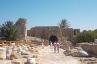Kreuzfahrertor in Cesarea &ndash; &copy; Michael Krause (Eberhardt TRAVEL)