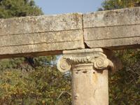 ionische Kapitelle Jerash &ndash; &copy; Sabine Letzybyll (Eberhardt TRAVEL)
