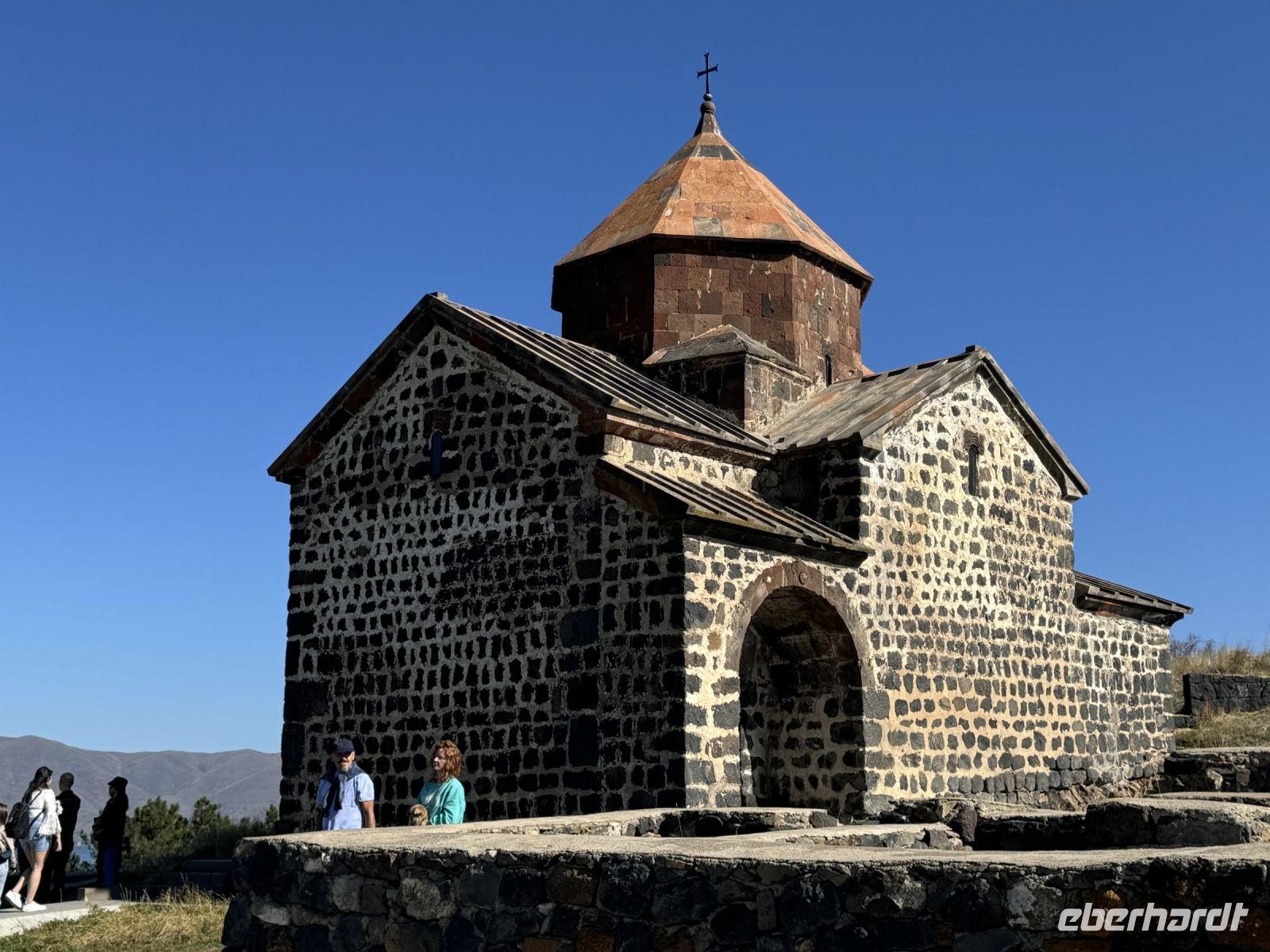 Kloster Sevanavank &ndash; &copy; Falk Rätzer (Eberhardt TRAVEL)