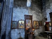 Altar der Gergeti-Dreifaltigkeitskirche &ndash; &copy; Falk Rätzer (Eberhardt TRAVEL)