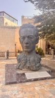 Aliagha-Vahid-Monument, Baku &ndash; &copy; Mareike Schmidt (Eberhardt TRAVEL)