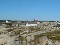 In Peggys Cove &ndash; &copy; Sylvia Sann (Eberhardt TRAVEL)