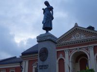 Kleipeda: Ännchen-von-Tharau-Brunnen &ndash; &copy; Inge Bily (Eberhardt TRAVEL)