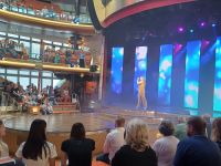 erste Show - AIDA-Stars.jpg &ndash; &copy; Kathrin Mickan (Eberhardt TRAVEL)