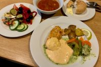Abendessen im Hotel &ndash; &copy; G. Adamietz (Eberhardt TRAVEL)