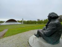 Tallinna Lauluväljak mit Denkmal für Gustav Ernesaks &ndash; &copy; G. Adamietz (Eberhardt TRAVEL)