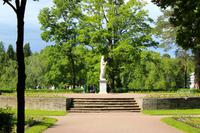 187-St.Petersburg-Pawlowskpalast-Gartenanlage &ndash; &copy; Stefanie Richter (Eberhardt TRAVEL)
