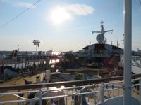Ostsee-Kreuzfahrt mit AIDAaura - Pooldeck &ndash; &copy; Franziska Bergmann (Eberhardt TRAVEL)