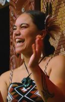 Maorifrau beim Tanz, Rotorua &ndash; &copy; Simone Willner (Eberhardt TRAVEL)