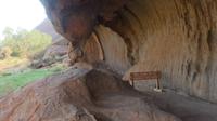 Wanderung am Uluru &ndash; &copy; Frank Nimschowski (Eberhardt TRAVEL)