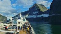 Milford Sound &ndash; &copy; Frank Nimschowski (Eberhardt TRAVEL)