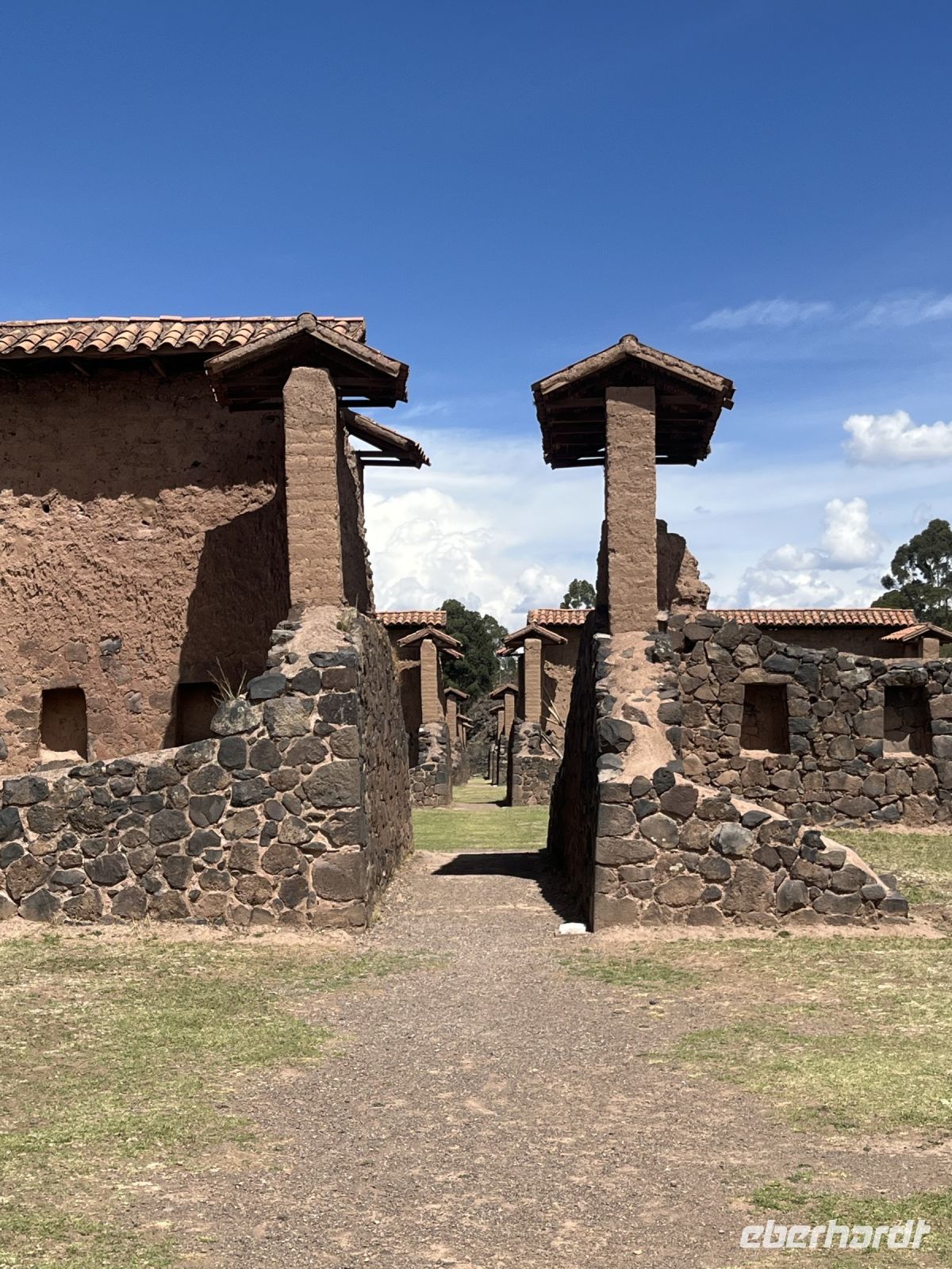 Inka Stätte Raqchi &ndash; &copy; Valentin Meyer-Plath (Eberhardt TRAVEL)