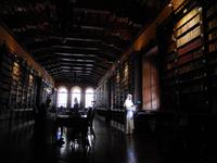 21_Die Bibliothek &ndash; &copy; René Wächtler (Eberhardt TRAVEL)