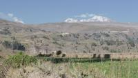 Vulkane Sabancaya (links) und Hualca Hualca &ndash; &copy; Frank Nimschowski (Eberhardt TRAVEL)