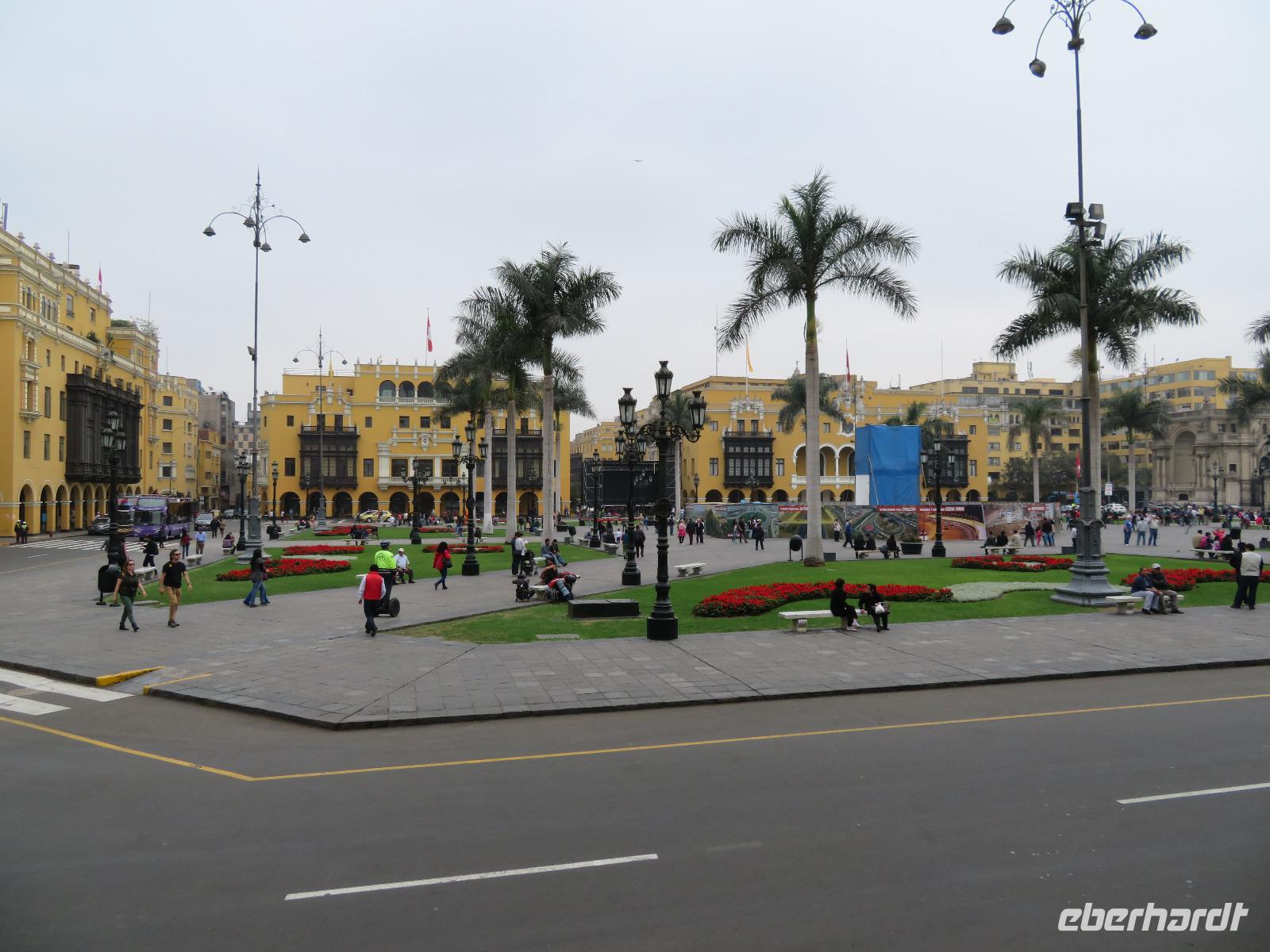 Stadtrundgang_durch_Lima-Plaza-de-Armas/Plaza-Mayor &ndash; &copy; Maria Drewans (Eberhardt TRAVEL)