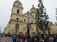 Stadtrundgang_durch_Lima-Jesuitenkirche &ndash; &copy; Maria Drewans (Eberhardt TRAVEL)