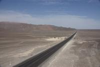 Panamericana-durch-die-Nasca-Linien_Peru &ndash; &copy; Maria Drewans (Eberhardt TRAVEL)
