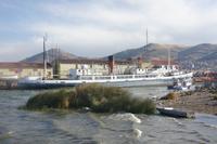 Hafen-von-Puno_Titicacasee_Peru &ndash; &copy; Maria Drewans (Eberhardt TRAVEL)