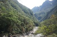 auf-der-Fahrt-von-Ollantaytambo-nach-Aguas-Calientes_Peru &ndash; &copy; Maria Drewans (Eberhardt TRAVEL)