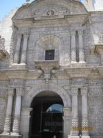 79_Auf Stadtrundgang durch das Altsatdtzentrum von Arequipa - Jesuitenkirche &ndash; &copy; Johanna Schilling (Eberhardt TRAVEL)