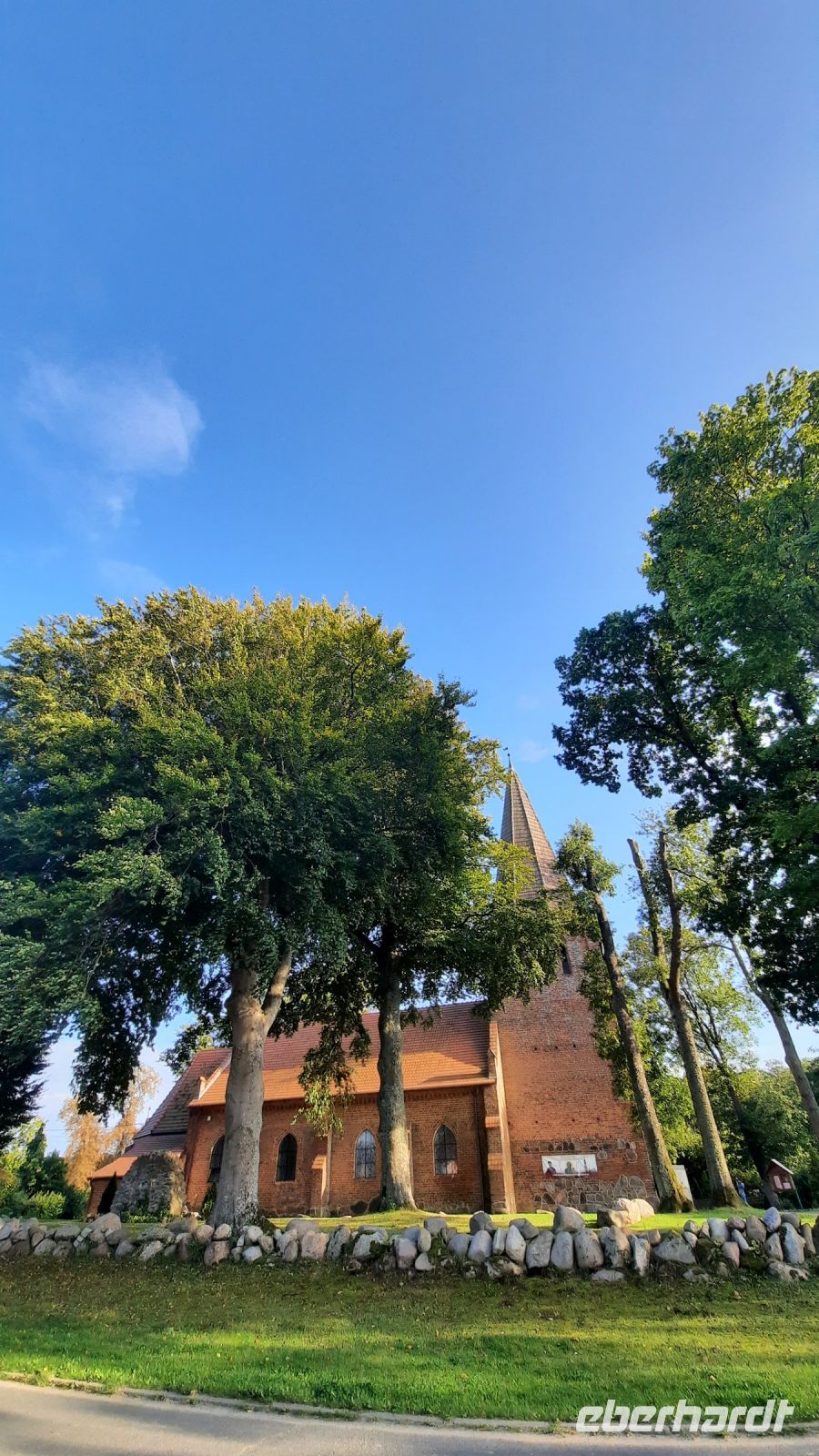 034 - Kirche von Lazy &ndash; &copy; Vivien Fiedler (Eberhardt TRAVEL)