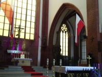 Breslau - Maria-Magdalena-Kirche mit Polnischer Fahne &ndash; &copy; Hartwig Köllner (Eberhardt TRAVEL)