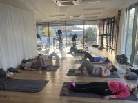 Yoga &ndash; &copy; Vicky Kern (Eberhardt TRAVEL)