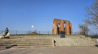 Kirchruine in Hoff &ndash; &copy; Marlies Thrum (Eberhardt TRAVEL)